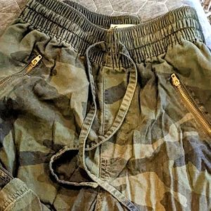 Hollister Ultra High-Rise cargo pants